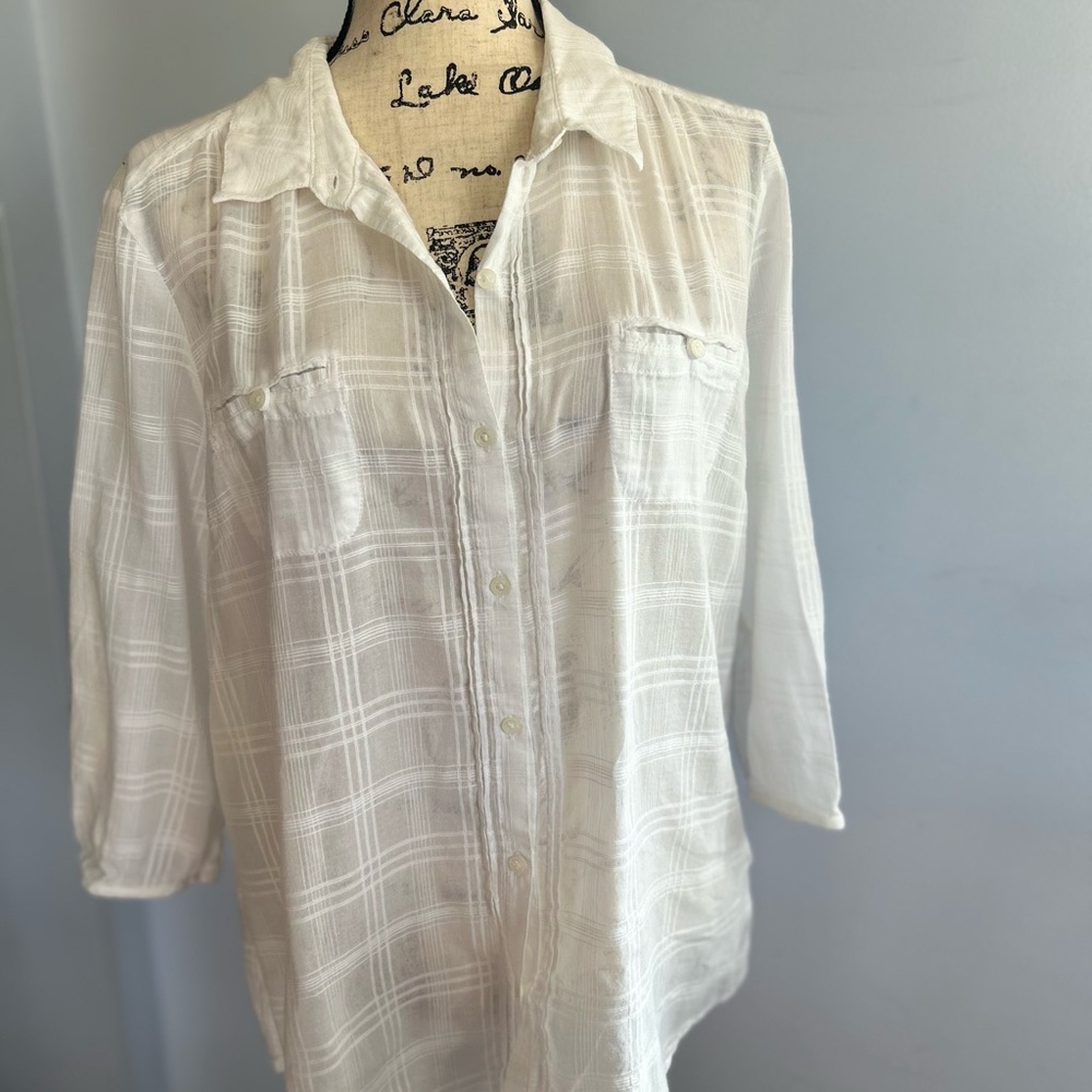 Eddie Bouer‎ Women's White Button-Up Top 100% cotton